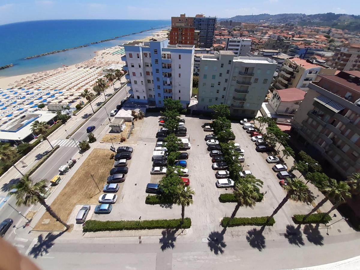 La Terrazza Sul Mare Διαμέρισμα Montesilvano Marina Εξωτερικό φωτογραφία