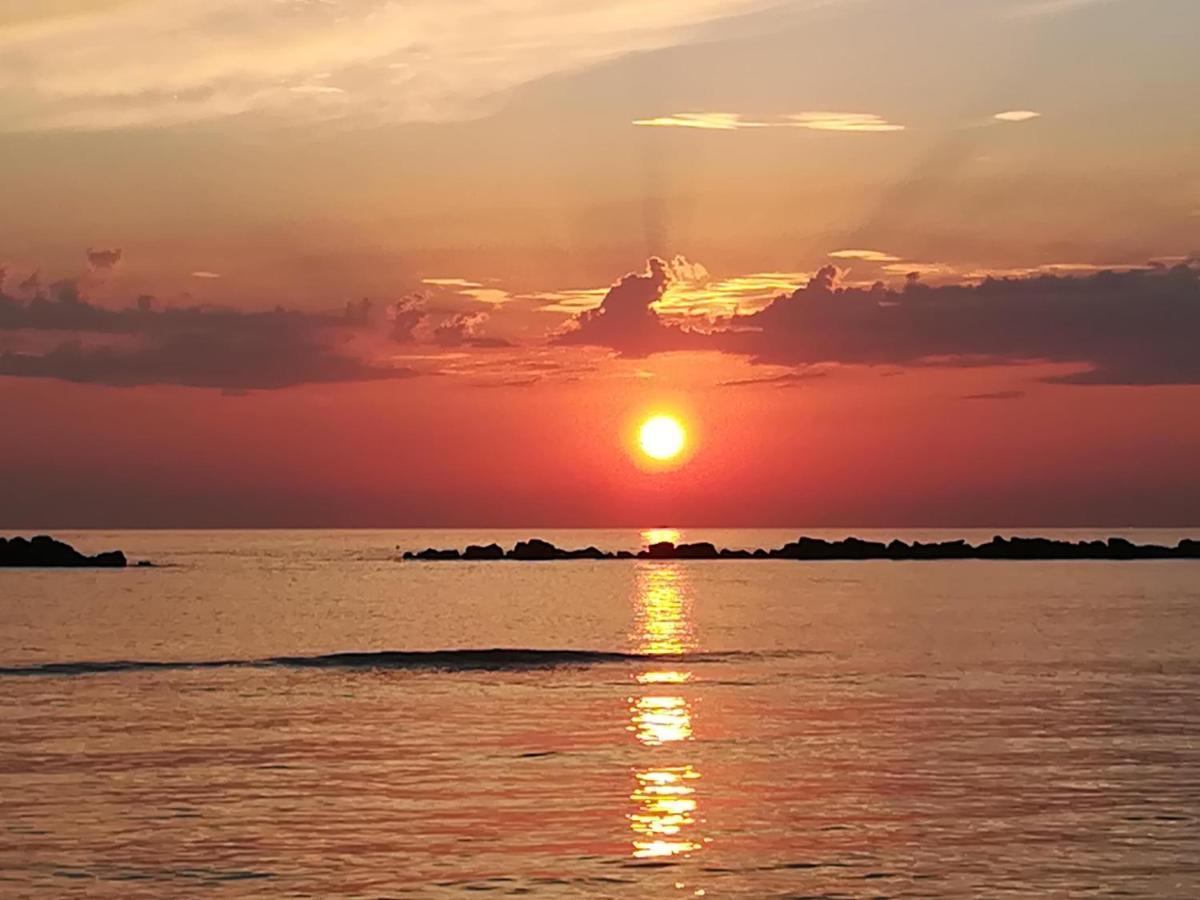 La Terrazza Sul Mare Διαμέρισμα Montesilvano Marina Εξωτερικό φωτογραφία