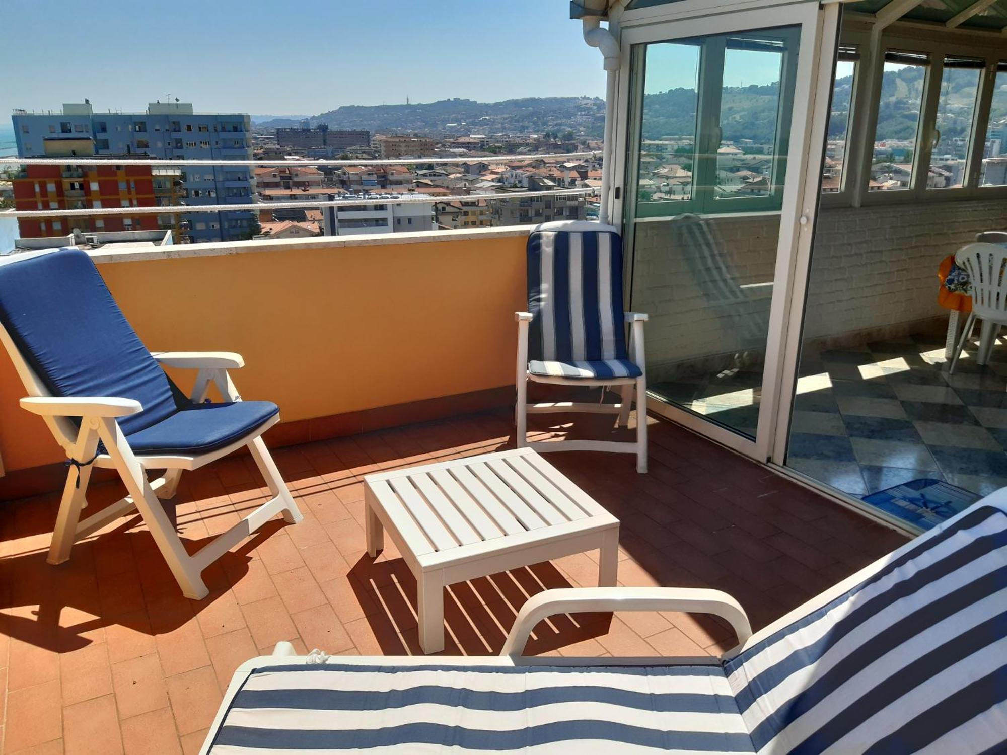 La Terrazza Sul Mare Διαμέρισμα Montesilvano Marina Εξωτερικό φωτογραφία
