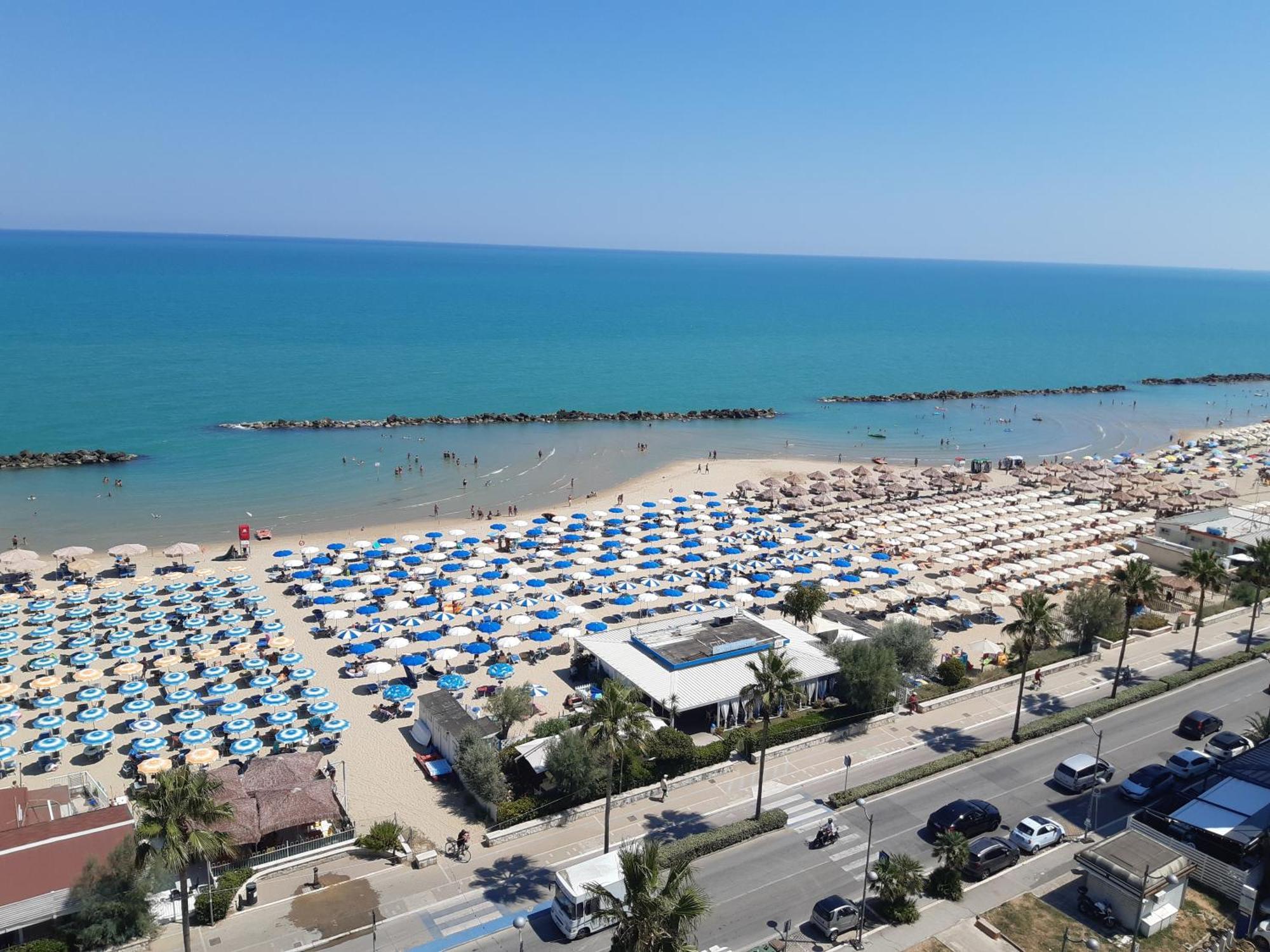 La Terrazza Sul Mare Διαμέρισμα Montesilvano Marina Εξωτερικό φωτογραφία